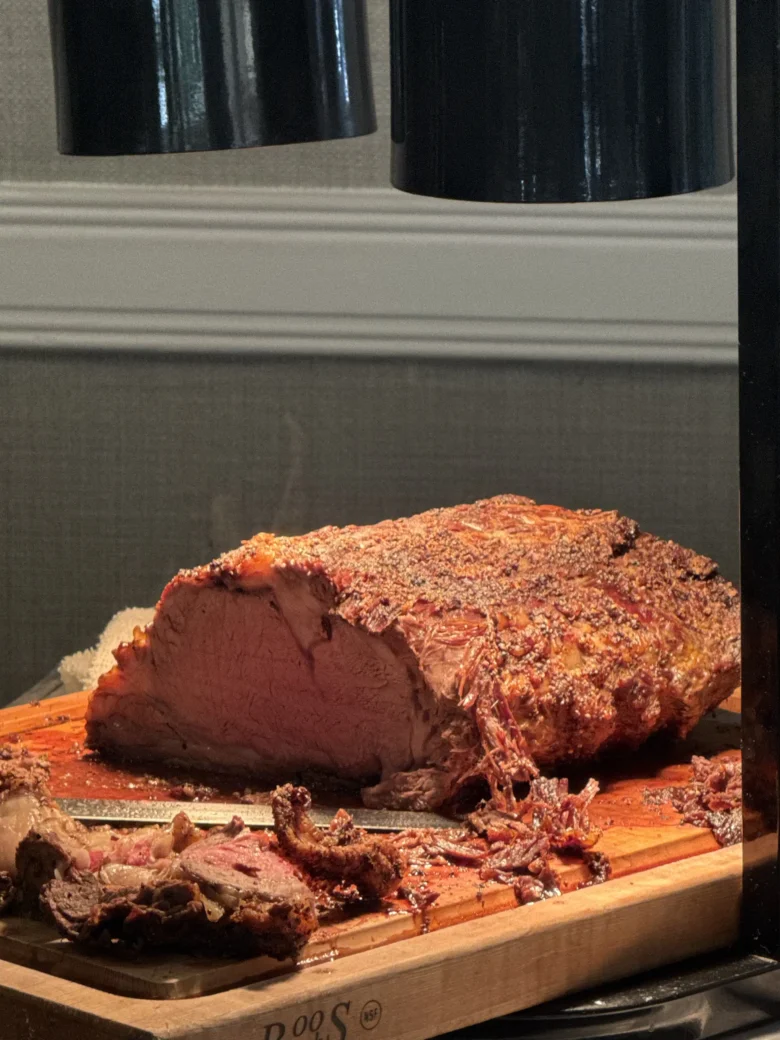 sunday brunch with prime rib carving station